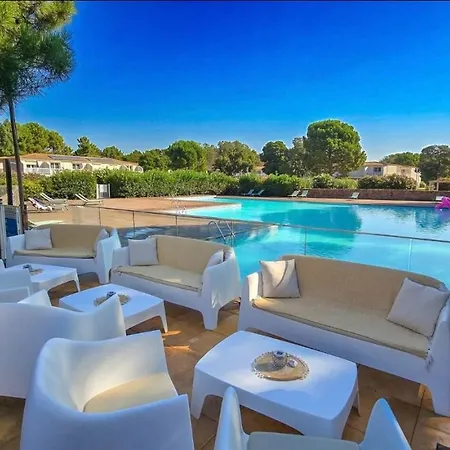 Fiori Di Cala Rossa Hoteliere アパート レクシ