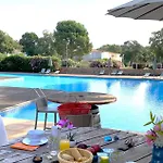 Fiori Di Cala Rossa Hoteliere Lecci