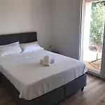 Fiori Di Cala Rossa Hoteliere Lecci