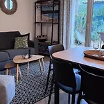 Apartment Fiori Di Cala Rossa Hoteliere Lecci