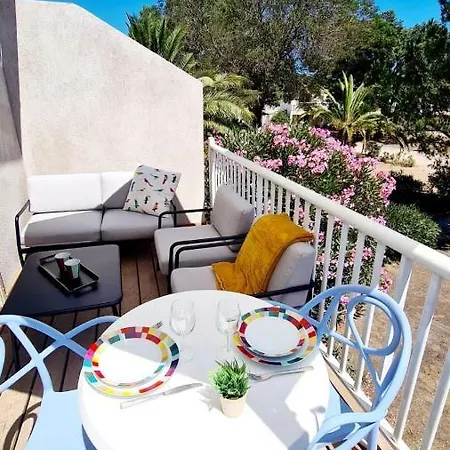 Fiori Di Cala Rossa Hoteliere Апартаменты *