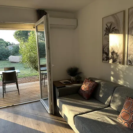 Fiori Di Cala Rossa Hoteliere Apartmán *