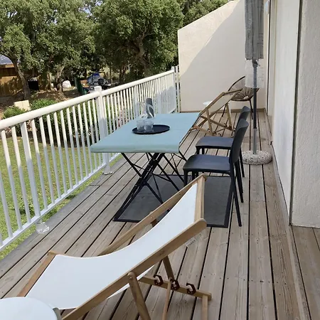 דירה Fiori Di Cala Rossa Hoteliere לצ'י