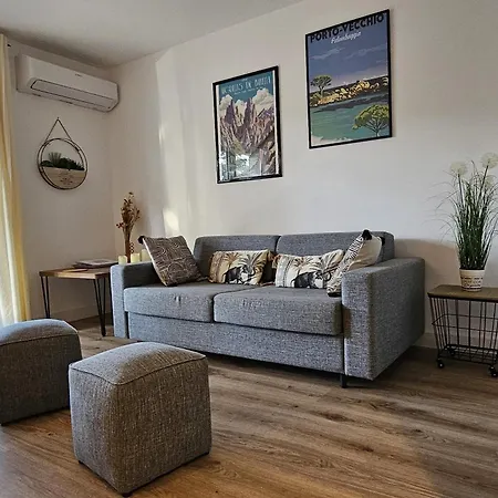 Fiori Di Cala Rossa Hoteliere דירה לצ'י