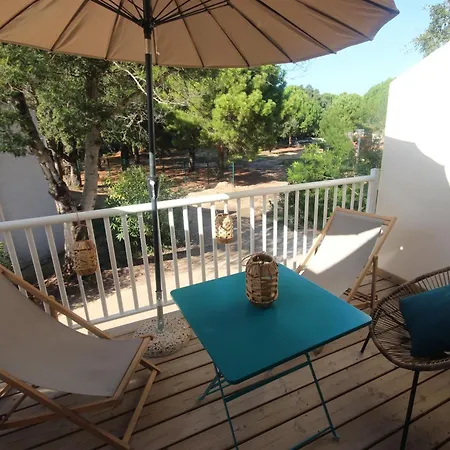 דירה Fiori Di Cala Rossa Hoteliere לצ'י