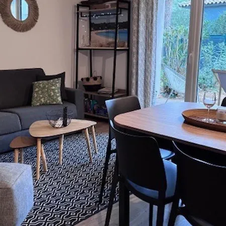 Apartmán Fiori Di Cala Rossa Hoteliere Lecci