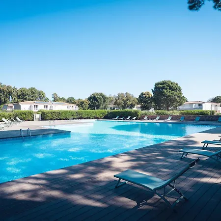 Fiori Di Cala Rossa Hoteliere Apartment Lecci