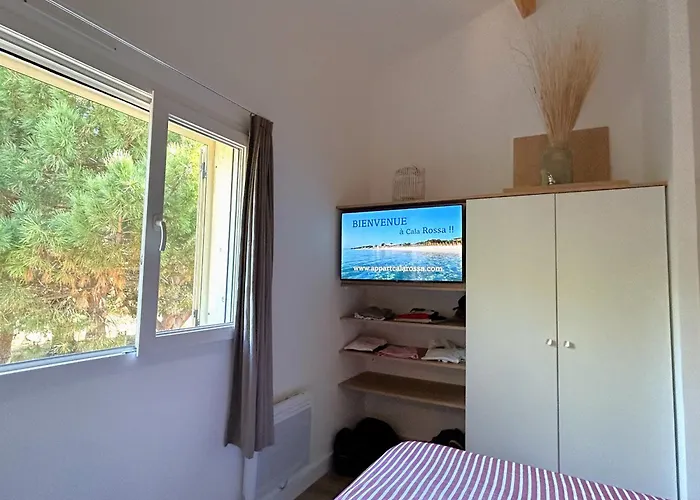 Fiori Di Cala Rossa Hoteliere Lecci