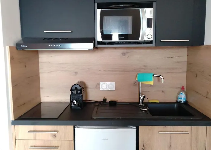 Fiori Di Cala Rossa Hoteliere * Lecci