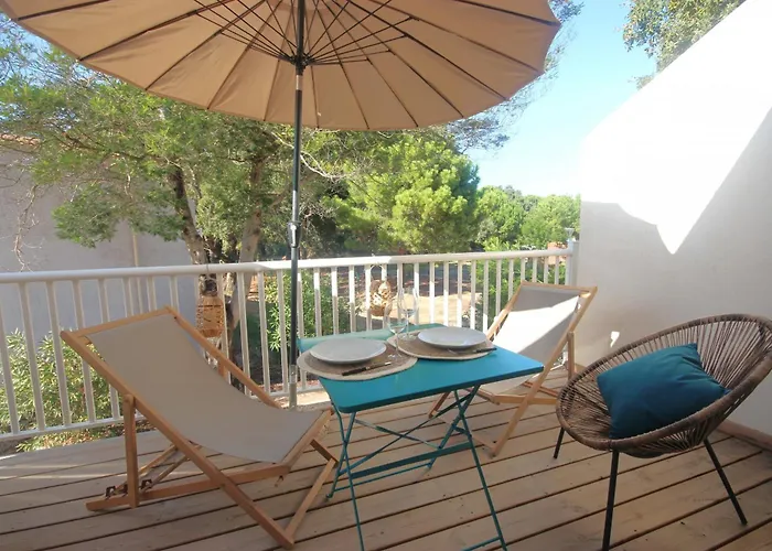 Fiori Di Cala Rossa Hoteliere Apartment Lecci