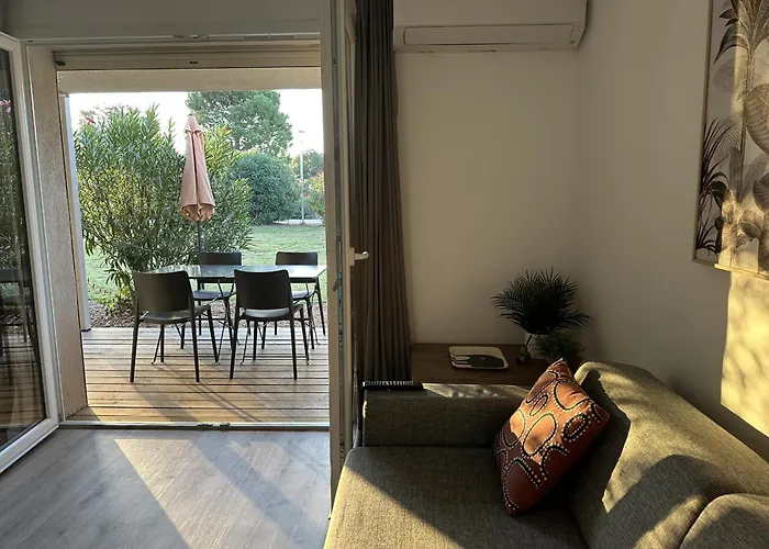 Fiori Di Cala Rossa Hoteliere