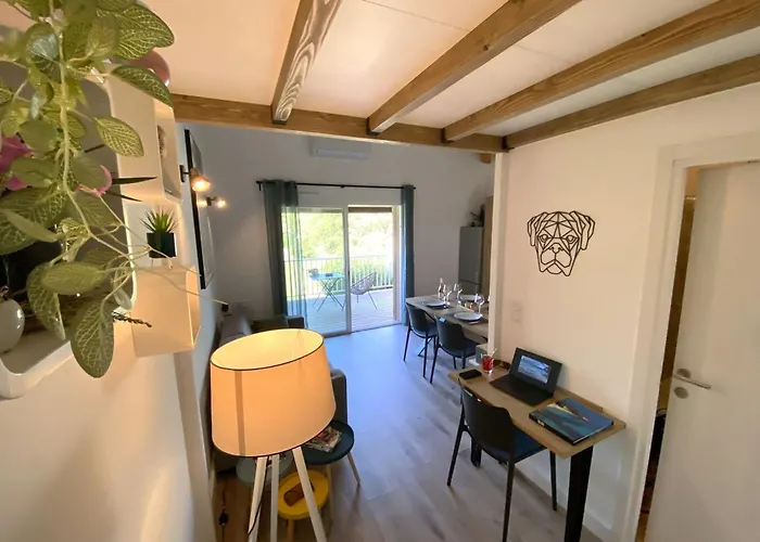 Apartment Fiori Di Cala Rossa Hoteliere Lecci