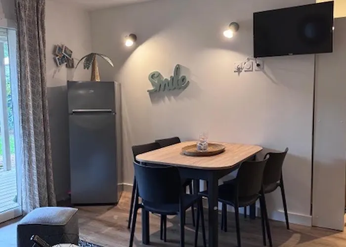 Fiori Di Cala Rossa Hoteliere Apartment Lecci