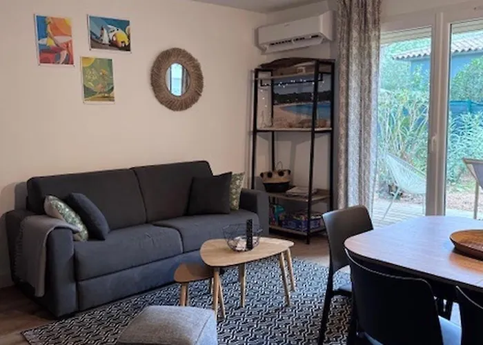 Fiori Di Cala Rossa Hoteliere * Lecci