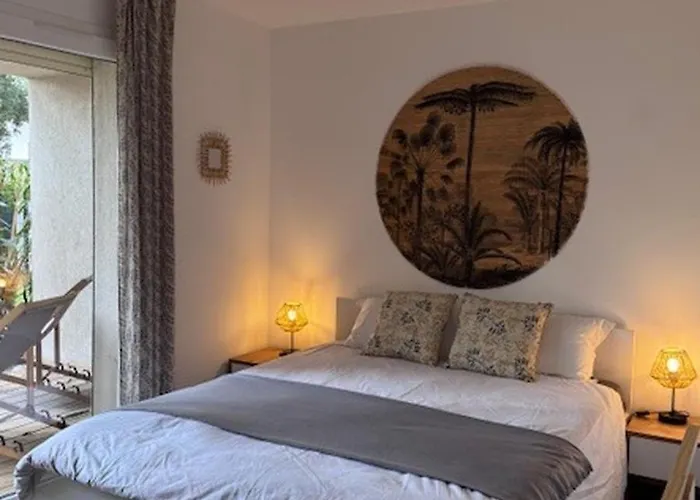 Fiori Di Cala Rossa Hoteliere * Lecci